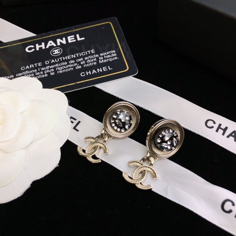 Ch**el earrings